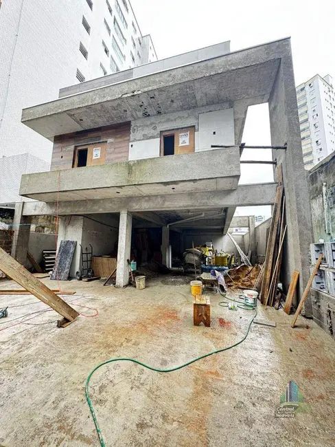 Foto 1 de Sobrado com 2 quartos à venda, 300m2 em Praia Grande - SP