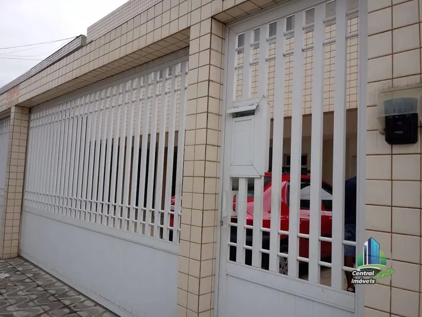 Foto 1 de Sobrado com 1 quarto à venda, 68m2 em Praia Grande - SP