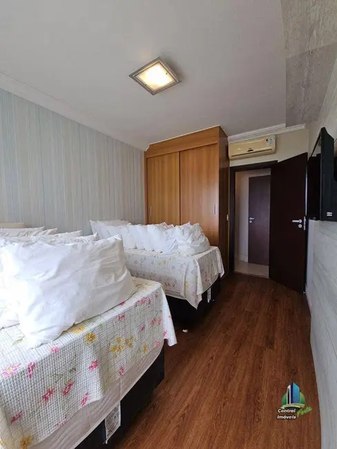 Foto 4 de Apartamento com 4 quartos à venda, 253m2 em Canto do Forte, Praia Grande - SP