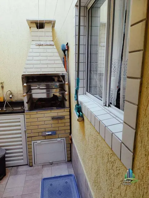 Foto 1 de Casa de Condomínio com 2 quartos à venda, 55m2 em Praia Grande - SP