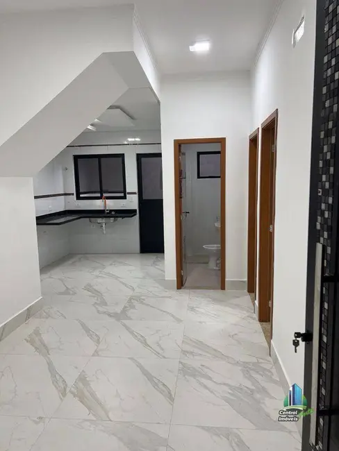 Casa de Condomínio com 2 quartos à venda, 48m2 em Maracanã, Praia Grande - SP - imagem 2 Foto 2 de Casa de Condomínio com 2 quartos à venda, 48m2 em Maracanã, Praia Grande - SP