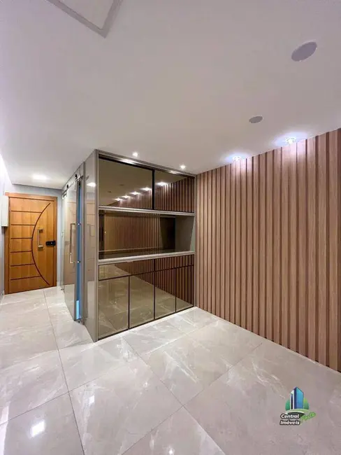 Apartamento com 3 quartos à venda, 129m2 em Canto do Forte, Praia Grande - SP - imagem 1 Foto 1 de Apartamento com 3 quartos à venda, 129m2 em Canto do Forte, Praia Grande - SP