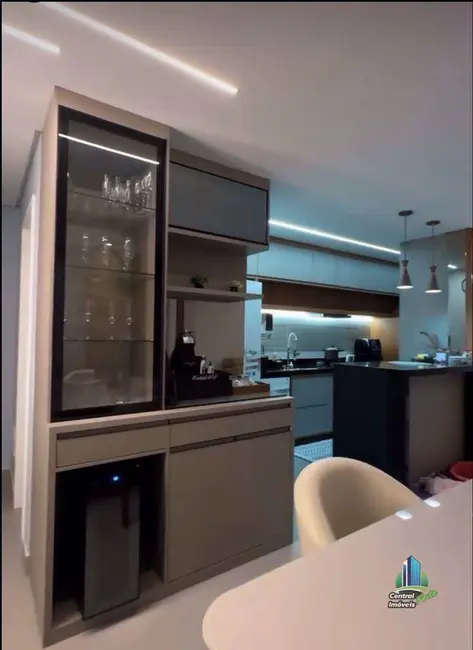 Foto 9 de Apartamento com 3 quartos à venda, 226m2 em Canto do Forte, Praia Grande - SP