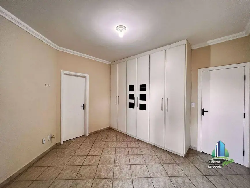 Foto 2 de Cobertura com 5 quartos à venda, 380m2 em Tupi, Praia Grande - SP