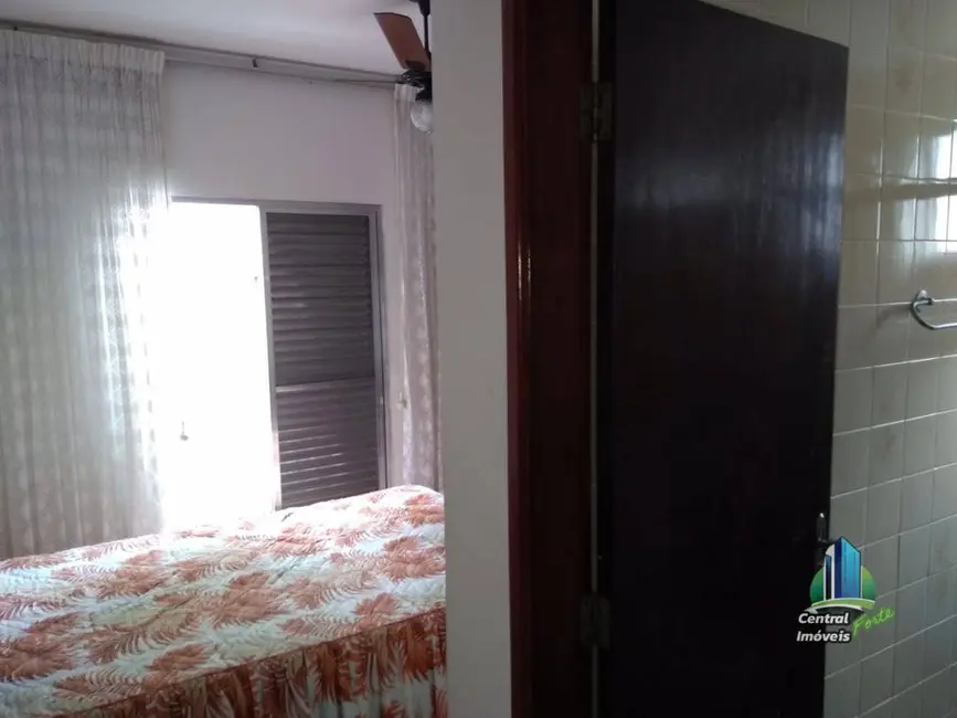 Foto 6 de Apartamento com 2 quartos à venda, 45m2 em Tupi, Praia Grande - SP