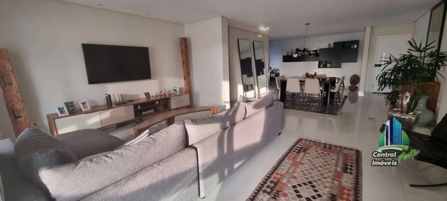 Apartamento com 3 quartos à venda, 156m2 em Canto do Forte, Praia Grande - SP - imagem 2 Foto 2 de Apartamento com 3 quartos à venda, 156m2 em Canto do Forte, Praia Grande - SP