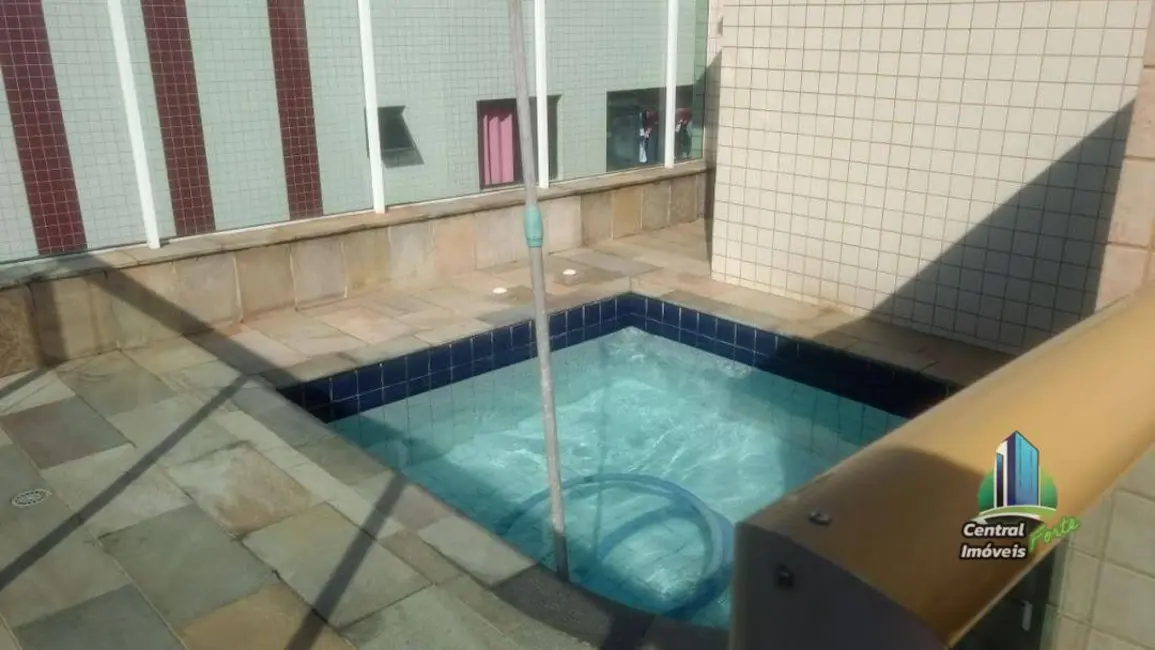 Foto 2 de Cobertura com 3 quartos à venda, 177m2 em Tupi, Praia Grande - SP