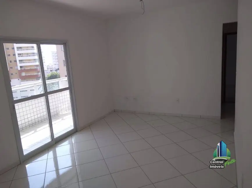 Foto 2 de Apartamento com 2 quartos à venda, 75m2 em Praia Grande - SP