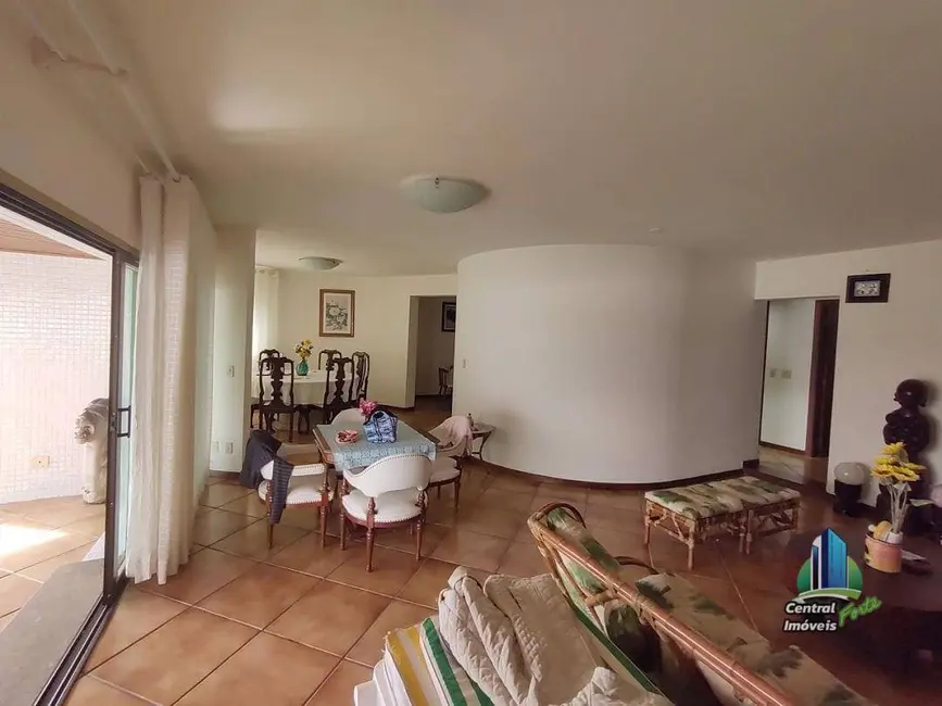 Cobertura com 4 quartos à venda, 713m2 em Parque Enseada, Guaruja - SP - imagem 5 Foto 5 de Cobertura com 4 quartos à venda, 713m2 em Parque Enseada, Guaruja - SP