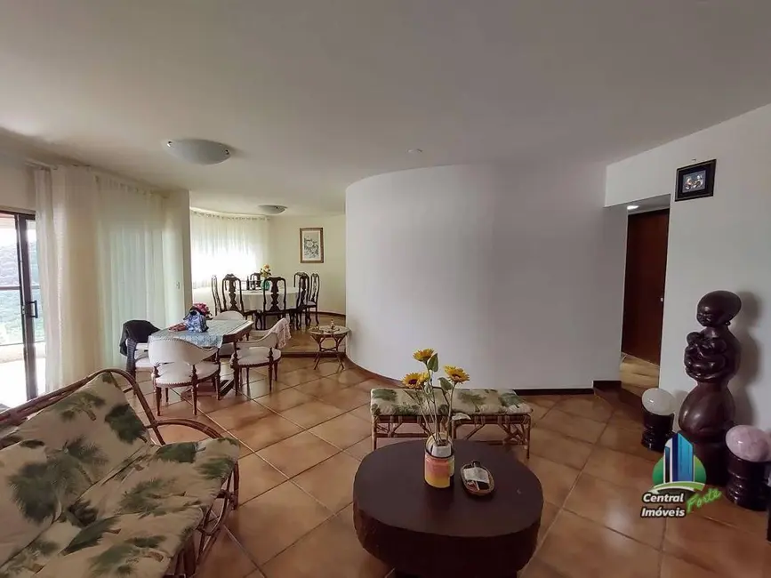 Cobertura com 4 quartos à venda, 713m2 em Parque Enseada, Guaruja - SP - imagem 8 Foto 8 de Cobertura com 4 quartos à venda, 713m2 em Parque Enseada, Guaruja - SP