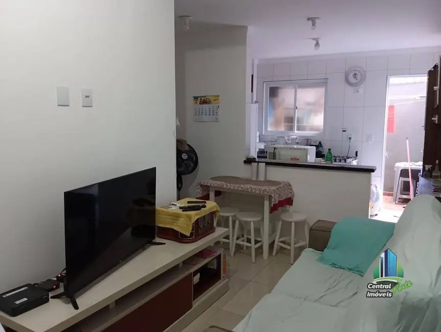 Foto 1 de Casa de Condomínio com 2 quartos à venda, 54m2 em Tupi, Praia Grande - SP