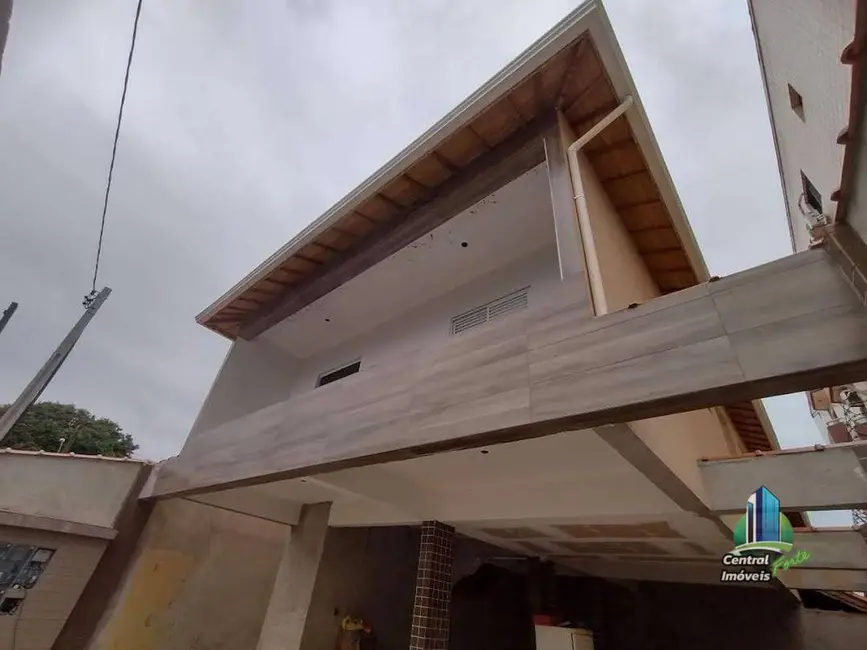 Foto 2 de Sobrado com 2 quartos à venda, 54m2 em Praia Grande - SP