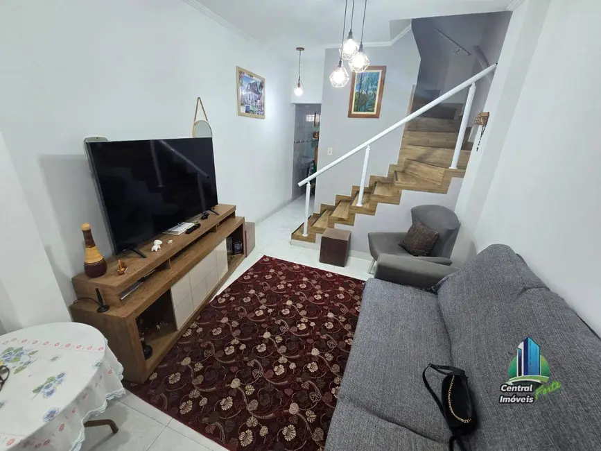 Foto 1 de Sobrado com 2 quartos à venda, 100m2 em Praia Grande - SP