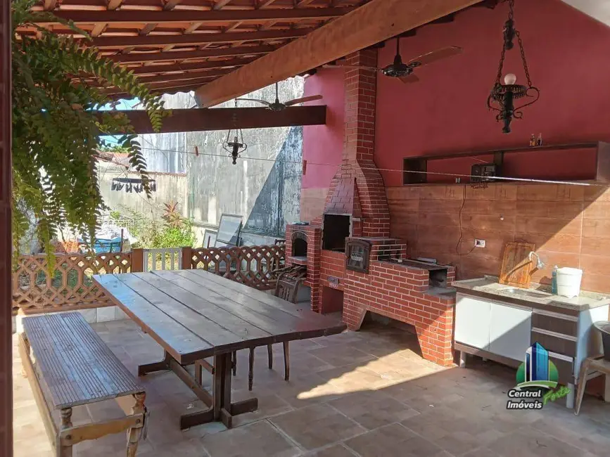 Foto 1 de Casa com 2 quartos à venda, 384m2 em Praia Grande - SP