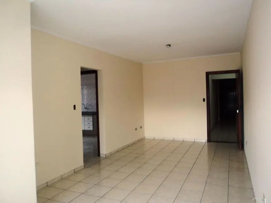 Foto 3 de Apartamento com 2 quartos para alugar, 80m2 em Praia Grande - SP