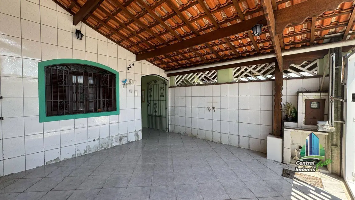 Foto 1 de Casa com 2 quartos à venda, 130m2 em Maracanã, Praia Grande - SP