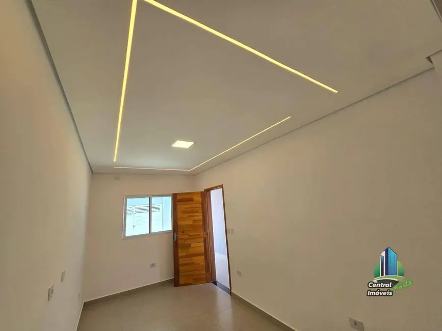 Sobrado com 2 quartos à venda, 90m2 em Praia Grande - SP - imagem 5 Foto 5 de Sobrado com 2 quartos à venda, 90m2 em Praia Grande - SP