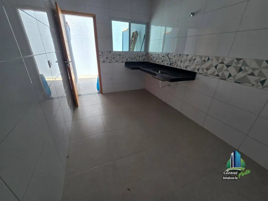 Sobrado com 2 quartos à venda, 82m2 em Praia Grande - SP - imagem 7 Foto 7 de Sobrado com 2 quartos à venda, 82m2 em Praia Grande - SP