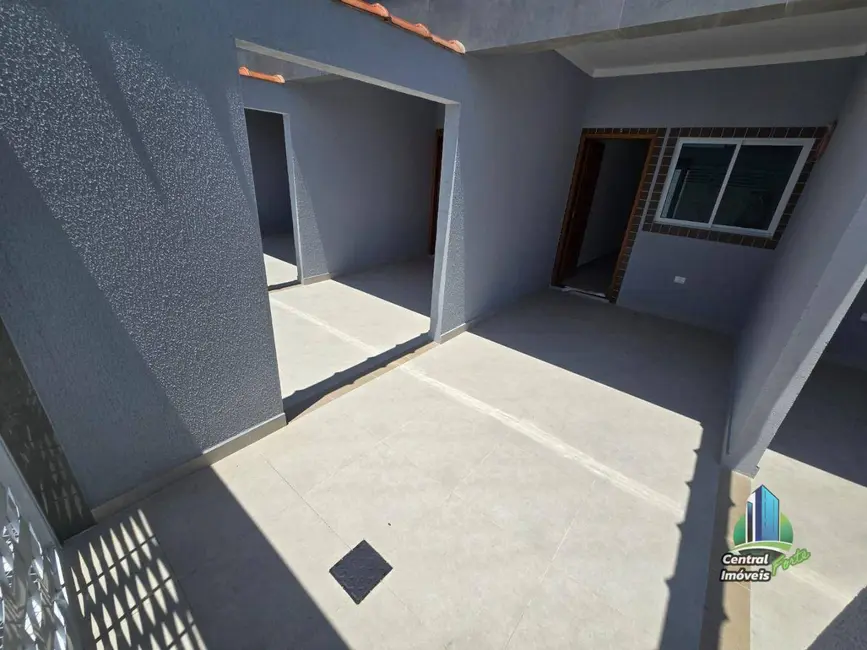 Sobrado com 2 quartos à venda, 82m2 em Praia Grande - SP - imagem 1 Foto 1 de Sobrado com 2 quartos à venda, 82m2 em Praia Grande - SP