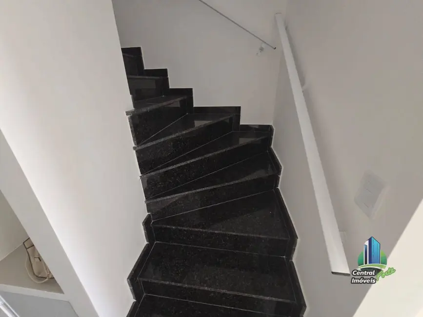 Sobrado com 2 quartos à venda, 82m2 em Praia Grande - SP - imagem 9 Foto 9 de Sobrado com 2 quartos à venda, 82m2 em Praia Grande - SP