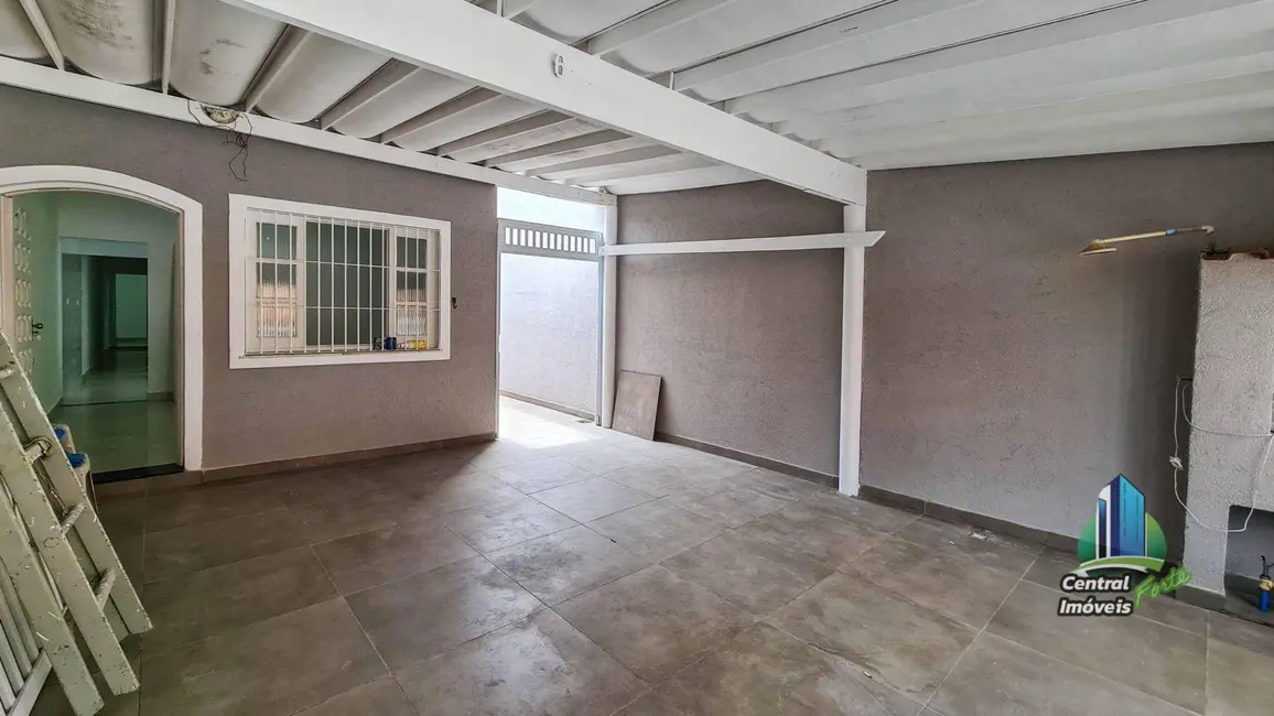 Foto 2 de Casa com 3 quartos à venda, 90m2 em Canto do Forte, Praia Grande - SP