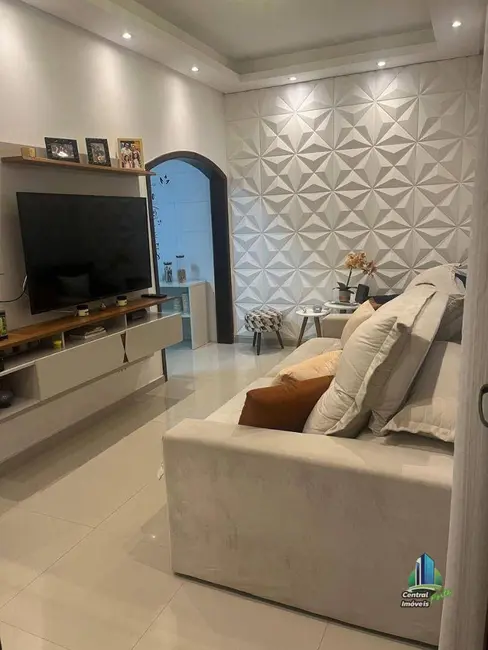 Casa com 2 quartos à venda, 126m2 em Canto do Forte, Praia Grande - SP - imagem 3 Foto 3 de Casa com 2 quartos à venda, 126m2 em Canto do Forte, Praia Grande - SP
