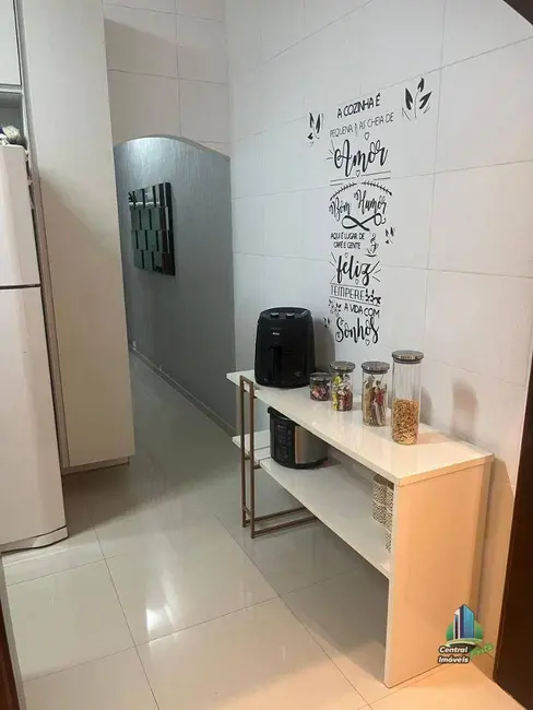 Casa com 2 quartos à venda, 126m2 em Canto do Forte, Praia Grande - SP - imagem 7 Foto 7 de Casa com 2 quartos à venda, 126m2 em Canto do Forte, Praia Grande - SP