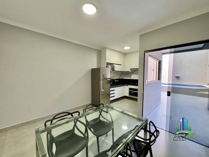 Foto 7 de Sobrado com 3 quartos à venda, 160m2 em Aviação, Praia Grande - SP