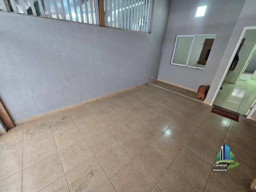 Sobrado com 3 quartos à venda, 60m2 em Mirim, Praia Grande - SP - imagem 4 Foto 4 de Sobrado com 3 quartos à venda, 60m2 em Mirim, Praia Grande - SP