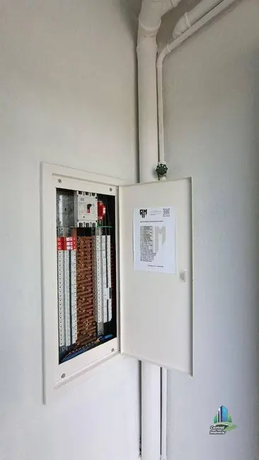 Armazém / Galpão à venda e para alugar, 300m2 em Praia Grande - SP - imagem 4 Foto 4 de Armazém / Galpão à venda e para alugar, 300m2 em Praia Grande - SP