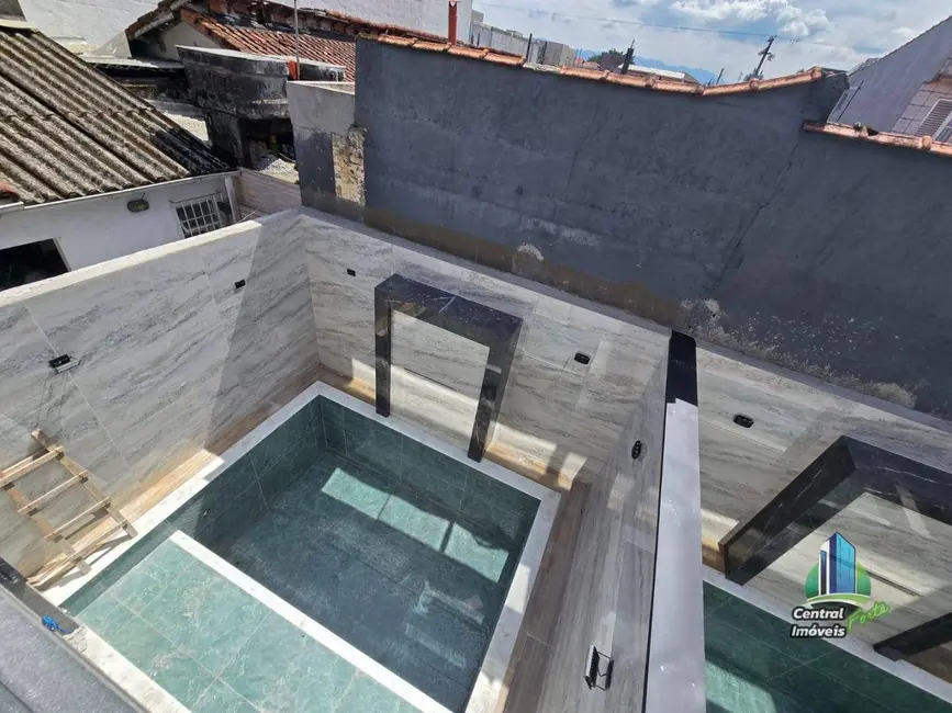 Foto 2 de Sobrado com 4 quartos à venda, 230m2 em Boqueirão, Praia Grande - SP