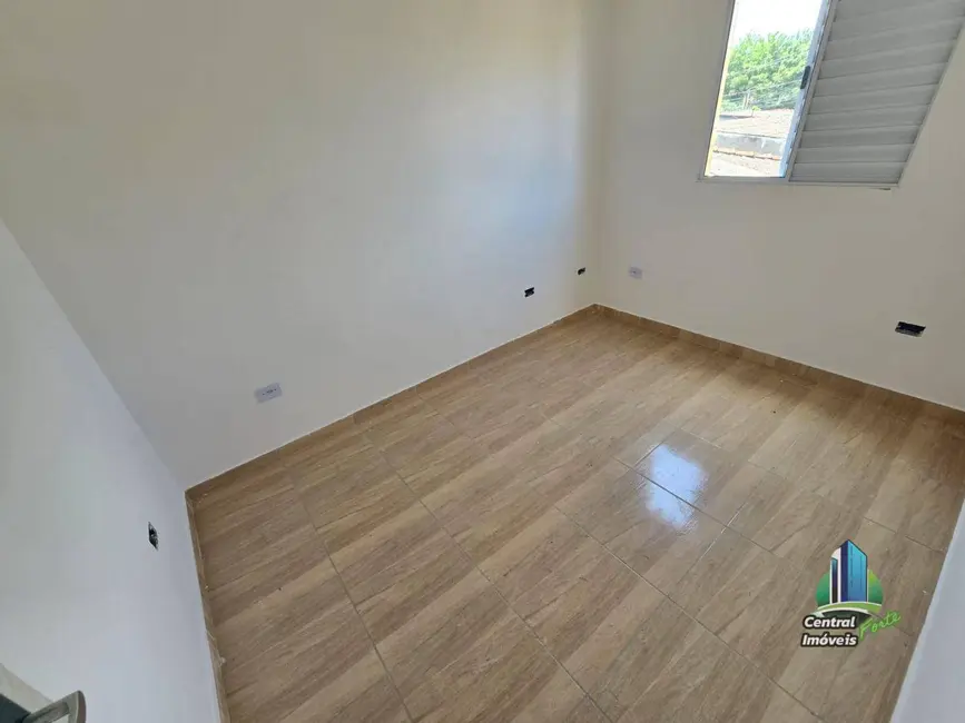 Foto 2 de Sobrado com 2 quartos à venda, 45m2 em Praia Grande - SP