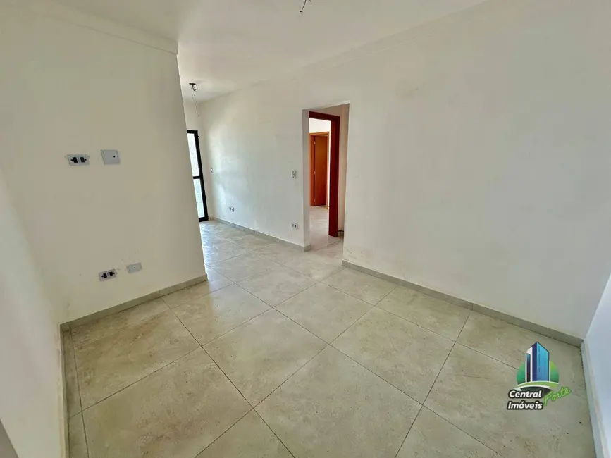Foto 2 de Apartamento com 2 quartos à venda, 66m2 em Maracanã, Praia Grande - SP