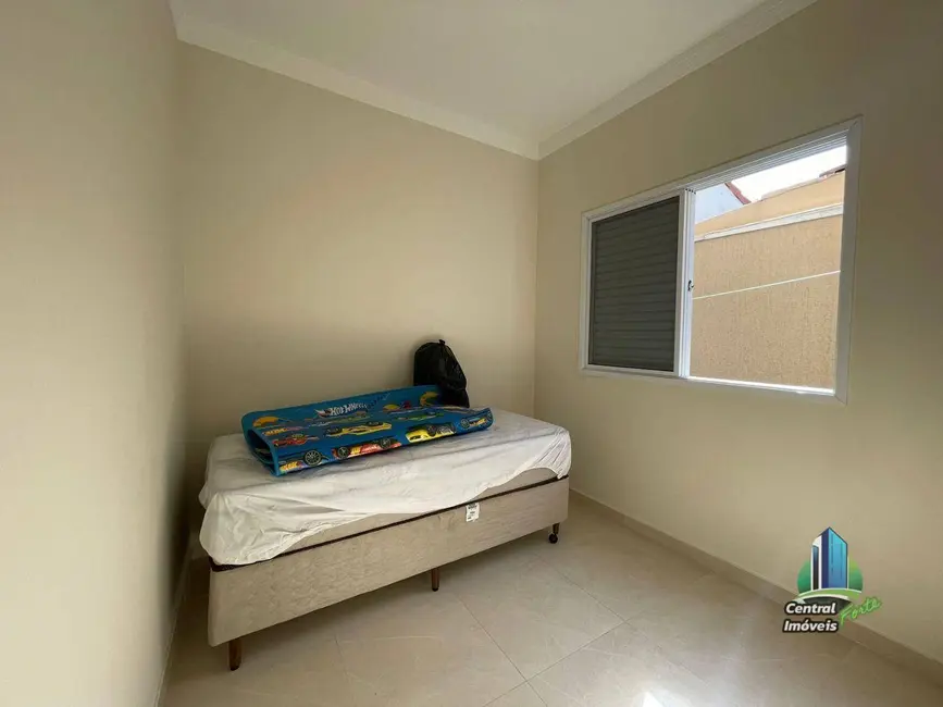 Sobrado com 5 quartos à venda, 312m2 em Praia Grande - SP - imagem 4 Foto 4 de Sobrado com 5 quartos à venda, 312m2 em Praia Grande - SP
