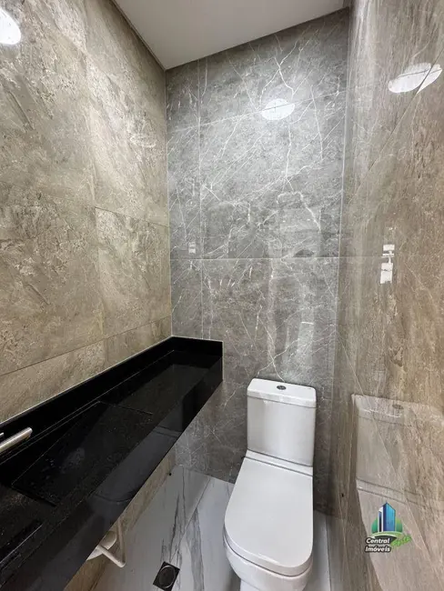 Foto 7 de Casa com 3 quartos à venda, 170m2 em Maracanã, Praia Grande - SP