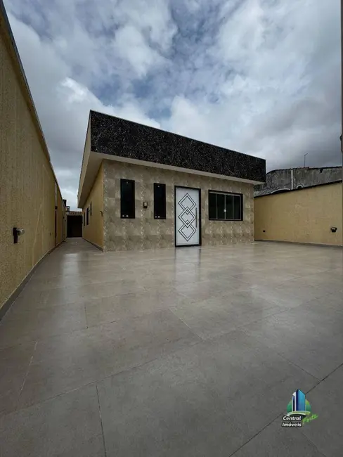 Foto 3 de Casa com 3 quartos à venda, 170m2 em Maracanã, Praia Grande - SP