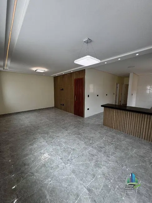 Foto 5 de Casa com 3 quartos à venda, 170m2 em Maracanã, Praia Grande - SP