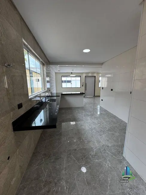 Foto 8 de Casa com 3 quartos à venda, 170m2 em Maracanã, Praia Grande - SP