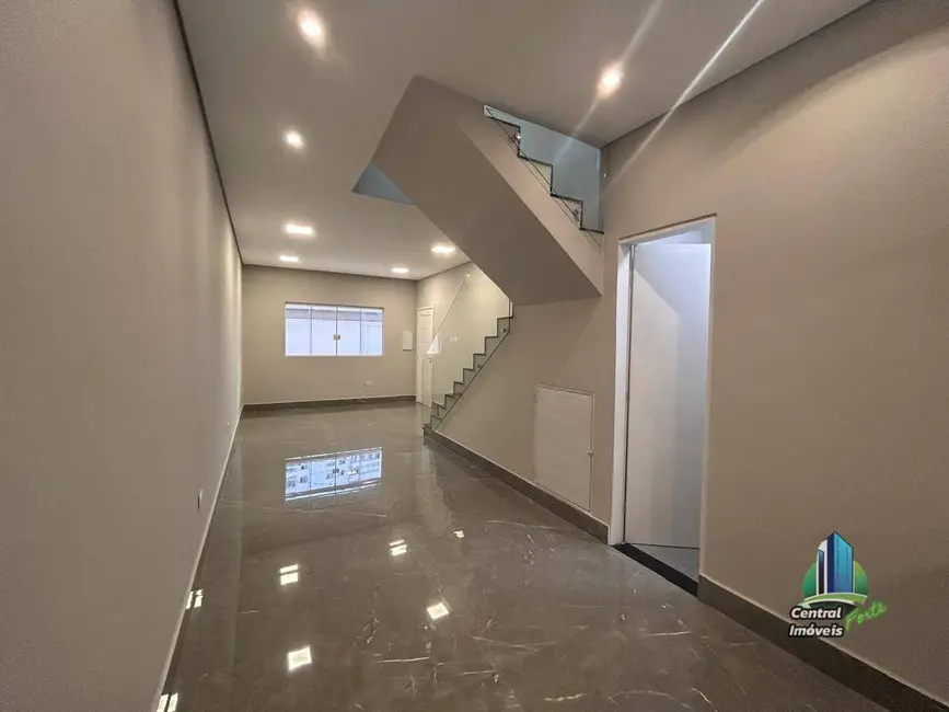 Foto 9 de Sobrado com 3 quartos à venda, 120m2 em Canto do Forte, Praia Grande - SP