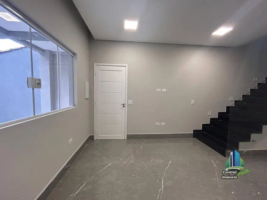 Foto 8 de Sobrado com 3 quartos à venda, 120m2 em Canto do Forte, Praia Grande - SP