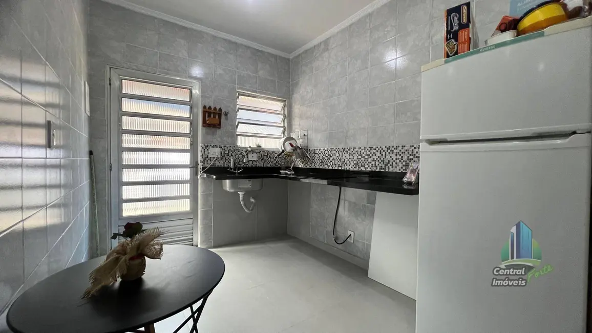 Foto 3 de Kitnet com 1 quarto à venda, 28m2 em Praia Grande - SP