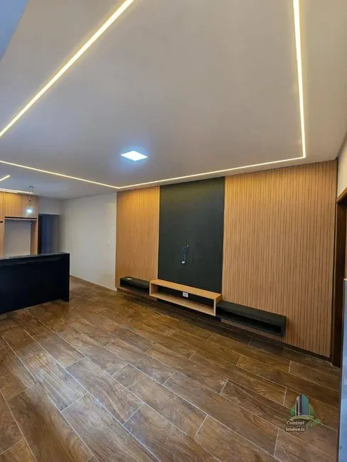 Foto 2 de Casa com 2 quartos à venda, 125m2 em Ocian, Praia Grande - SP