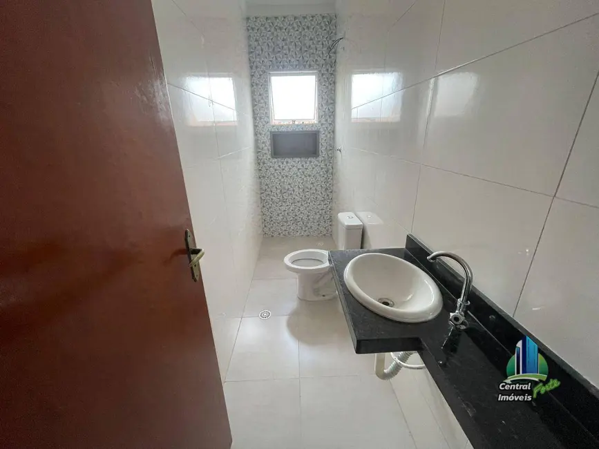 Foto 6 de Casa de Condomínio com 4 quartos à venda, 120m2 em Maracanã, Praia Grande - SP