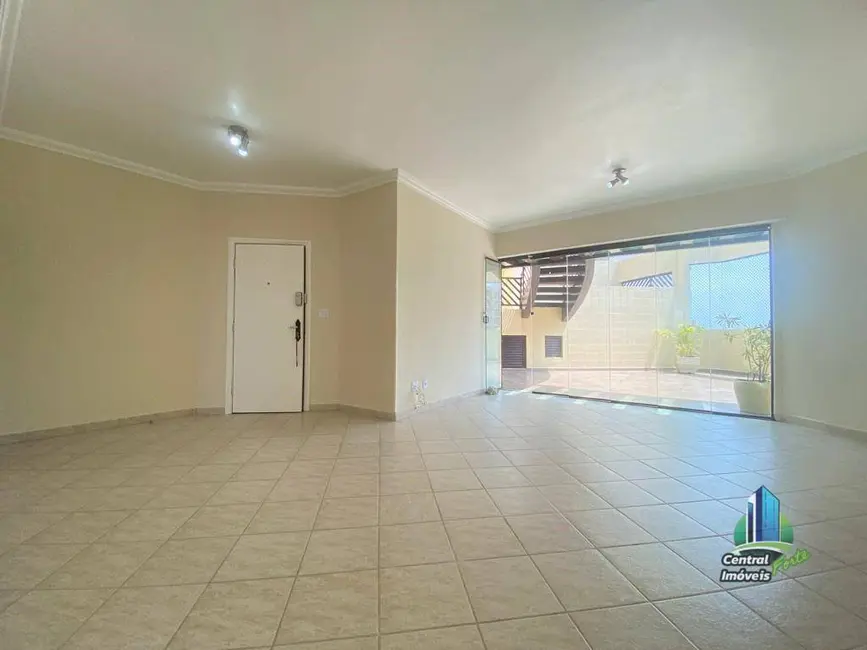 Foto 9 de Cobertura com 5 quartos à venda, 205m2 em Tupi, Praia Grande - SP