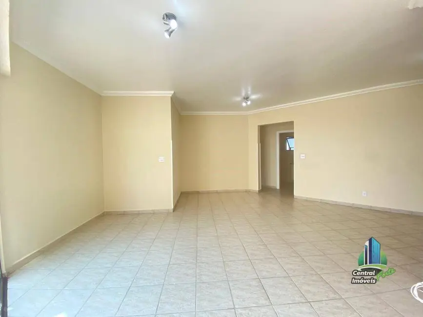 Foto 5 de Cobertura com 5 quartos à venda, 205m2 em Tupi, Praia Grande - SP