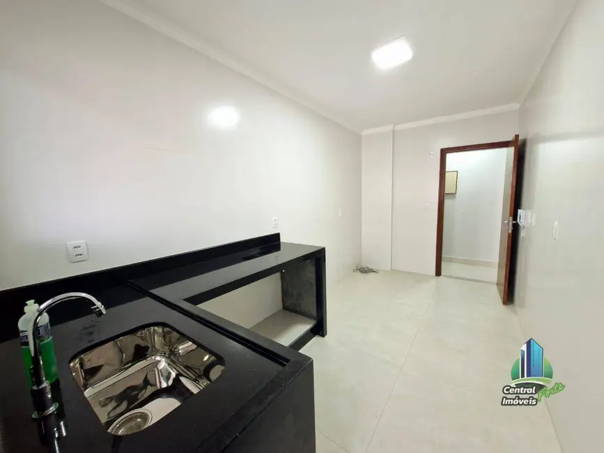 Foto 4 de Apartamento com 2 quartos para alugar, 85m2 em Praia Grande - SP