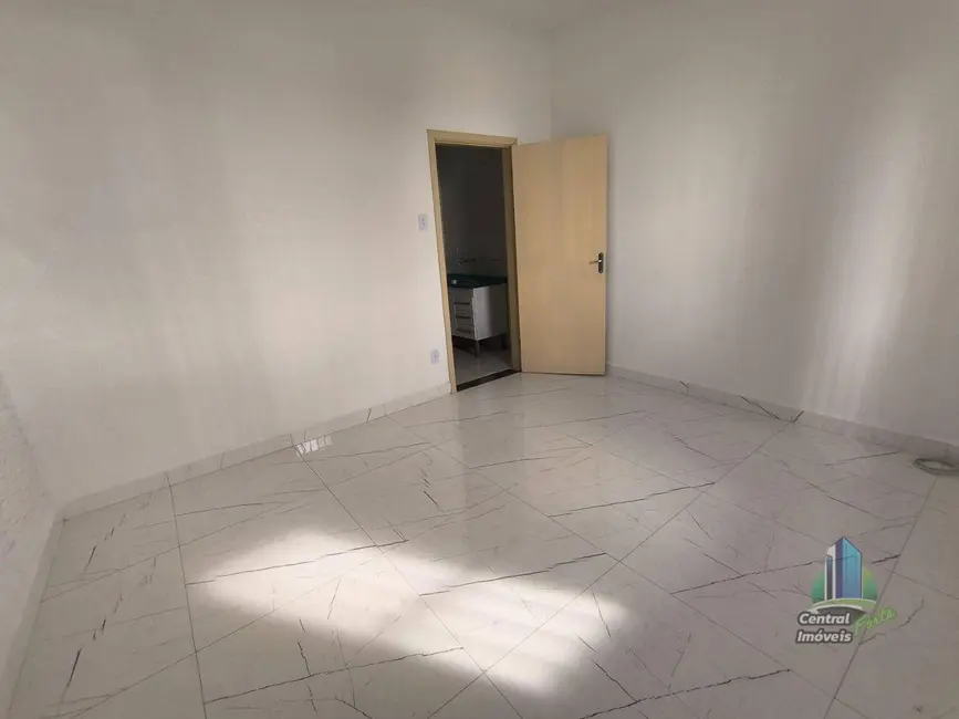 Kitnet com 1 quarto à venda, 25m2 em Canto do Forte, Praia Grande - SP - imagem 6 Foto 6 de Kitnet com 1 quarto à venda, 25m2 em Canto do Forte, Praia Grande - SP