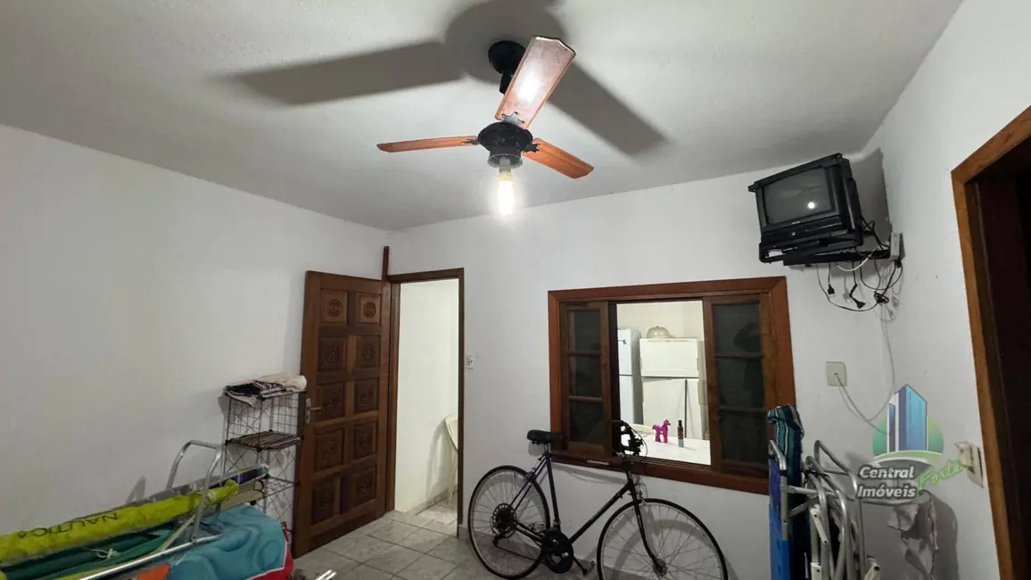 Foto 7 de Casa com 2 quartos à venda, 125m2 em Maracanã, Praia Grande - SP