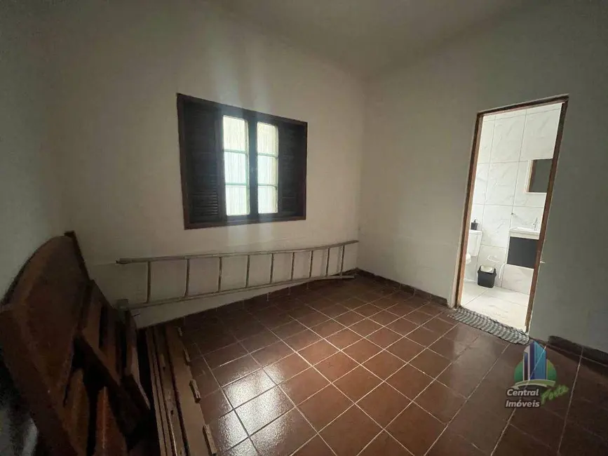 Foto 2 de Casa com 2 quartos à venda, 100m2 em Praia Grande - SP