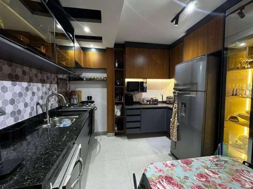 Foto 7 de Casa com 2 quartos à venda, 450m2 em Praia Grande - SP